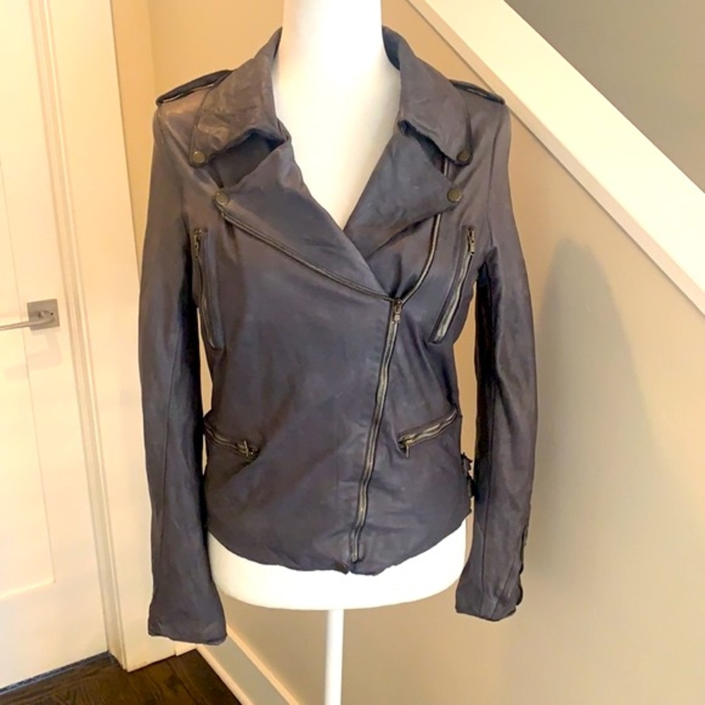 NWOT - Sisii Genuine Leather Jacket
